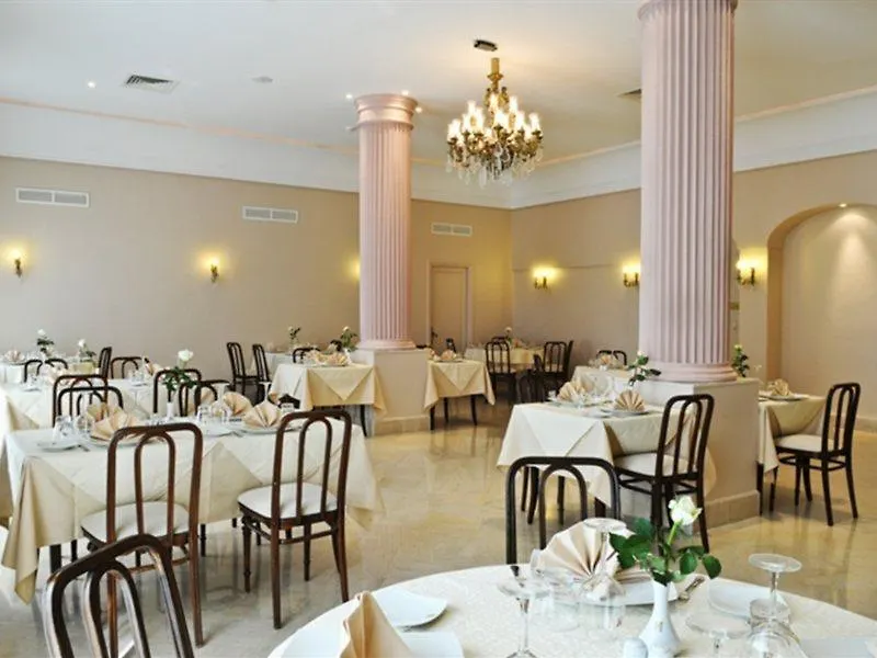 Majestic Hotel Tunis 4*,