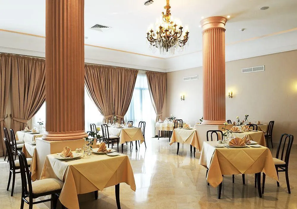 Majestic Hotel Тунис 4*,