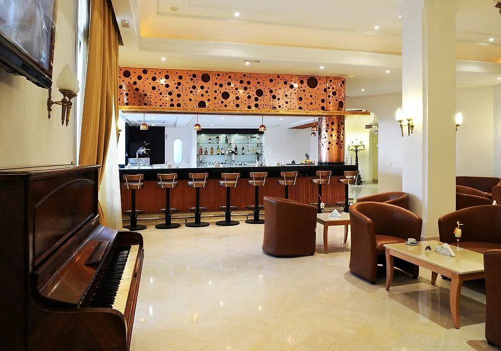 Majestic Hotel Тунис