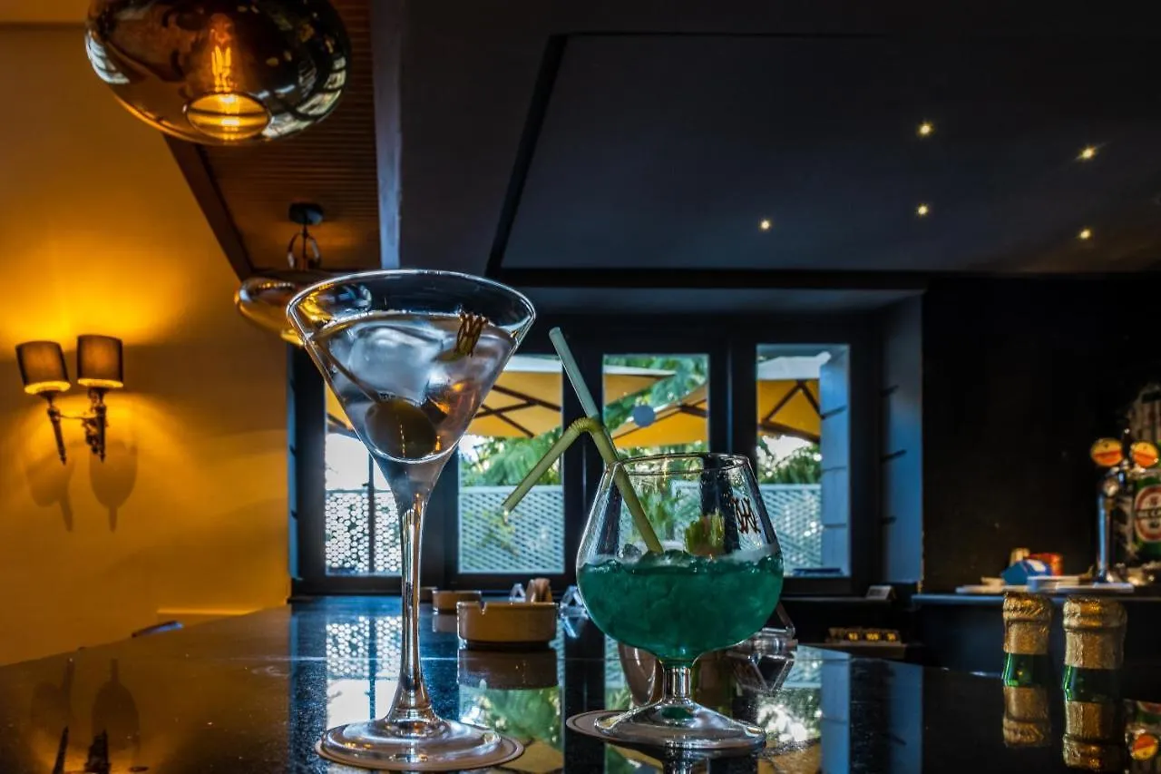 Majestic Hotel Тунис